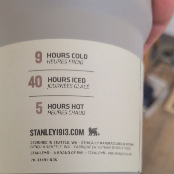 Stanley Quencher H2.0 Tumbler in Light Gray - Picture 5 of 7